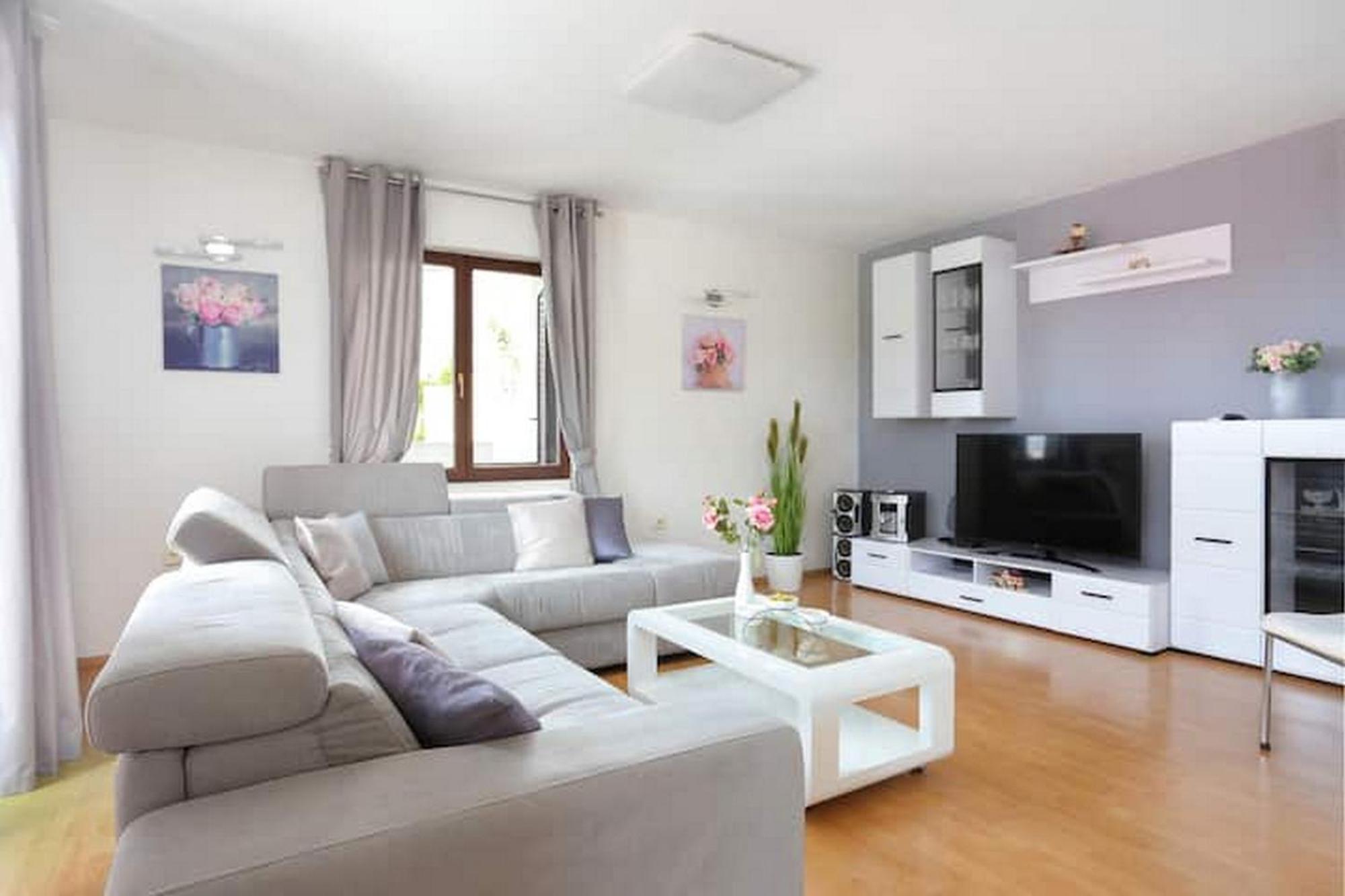 Holiday Home Mons Aureus Gornje Sitno Luaran gambar