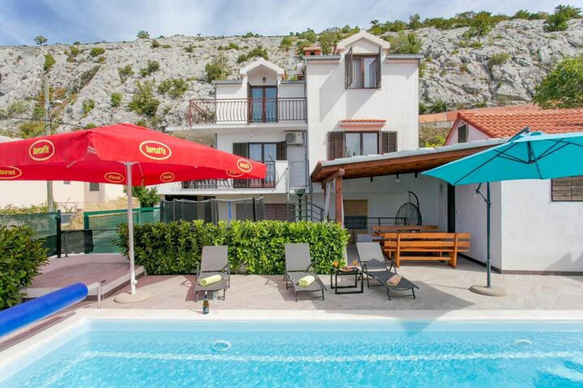 Holiday Home Mons Aureus Gornje Sitno Luaran gambar