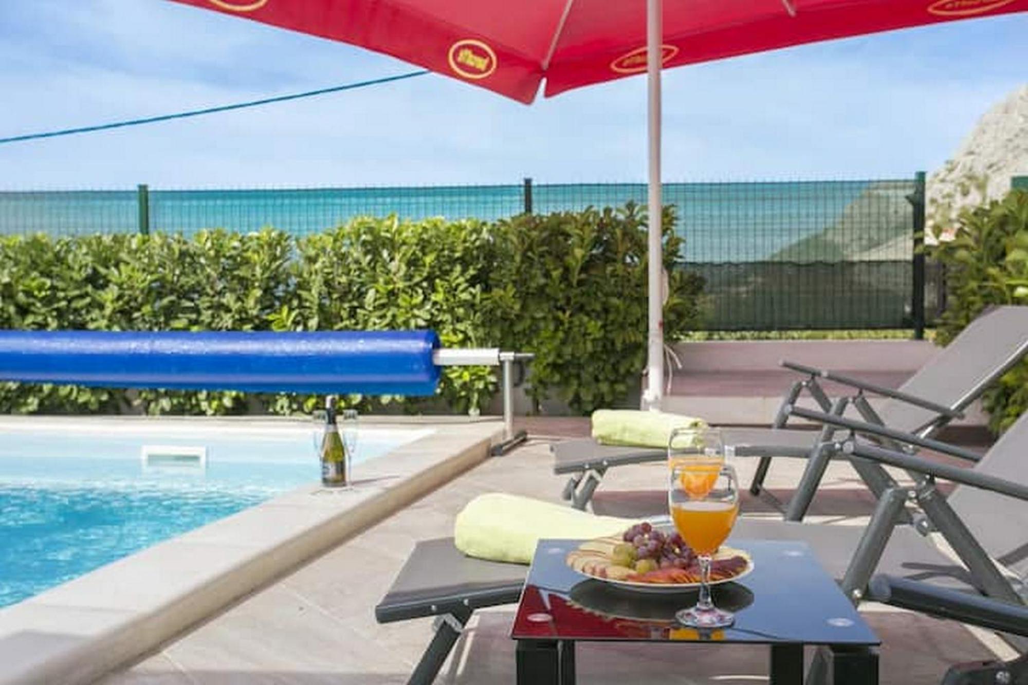 Holiday Home Mons Aureus Gornje Sitno Luaran gambar
