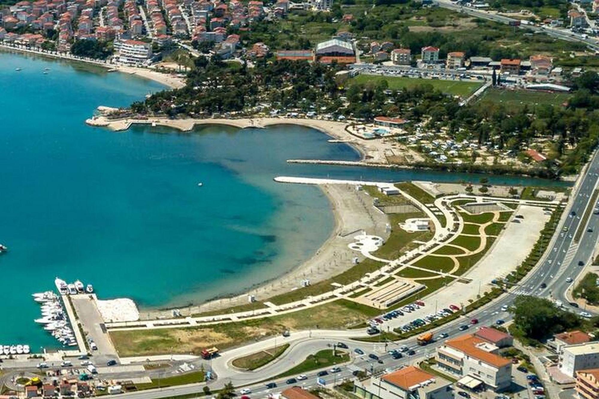 Holiday Home Mons Aureus Gornje Sitno Luaran gambar